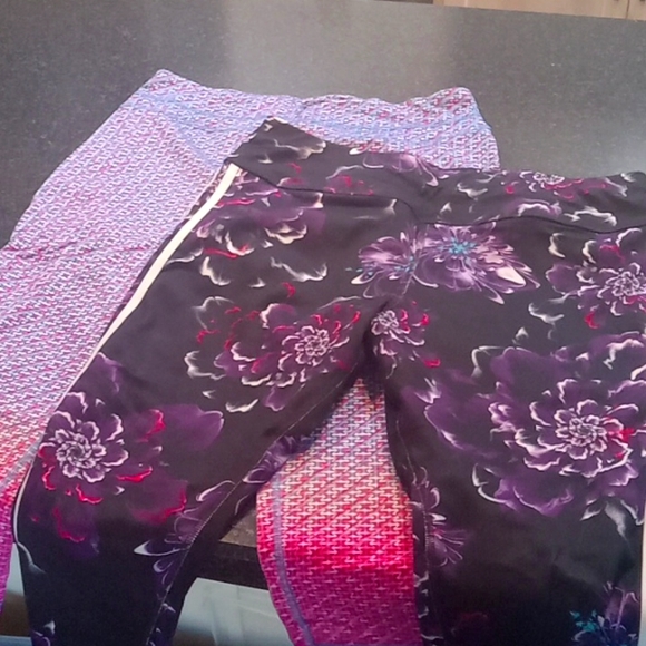 2 pair capri - Picture 1 of 2